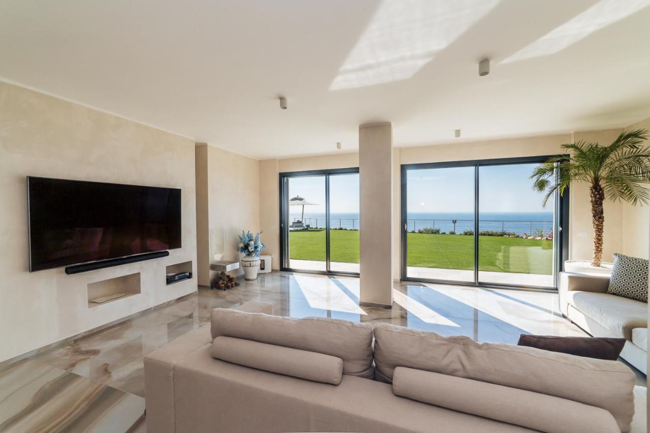 Villa Sabrina Riviera Dei Fiori A Picco Sul Mare Con Piscina Privata ,Wellness & Spa Imperia Exterior photo