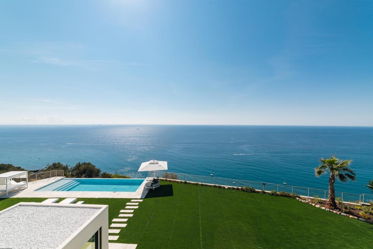 Villa Sabrina Riviera Dei Fiori A Picco Sul Mare Con Piscina Privata ,Wellness & Spa Imperia Exterior photo