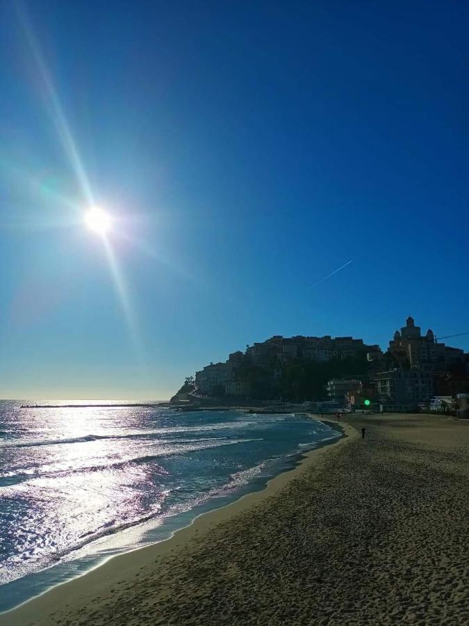 Villa Sabrina Riviera Dei Fiori A Picco Sul Mare Con Piscina Privata ,Wellness & Spa Imperia Exterior photo